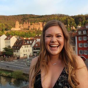 Meet your Posher, Emma